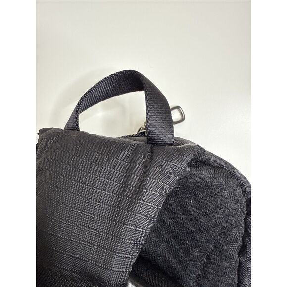 Pacsafe Vibe 150 Anti Theft Action Sling Pack  p60161 Black Cross Body - Picture 13 of 15